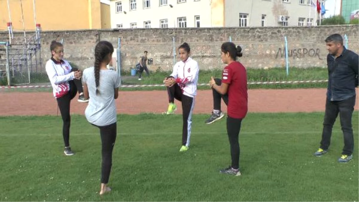 Muşlu Atlet Kızlar, Türkiye\'yi Temsil Edecek