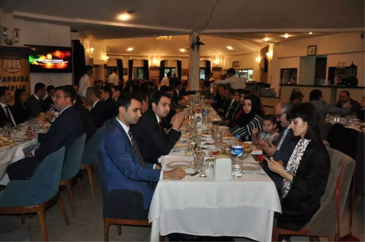 Yargıda Birlik Derneği "5. Geleneksel İftar Programı"Nda Üyeleriyle Kars\'ta Buluştu