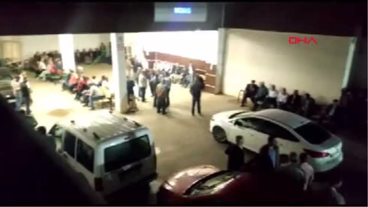 Adıyaman Kuzenlerin Üzerine Yıldırım Düştü 1 Ölü, 1 Yaralı