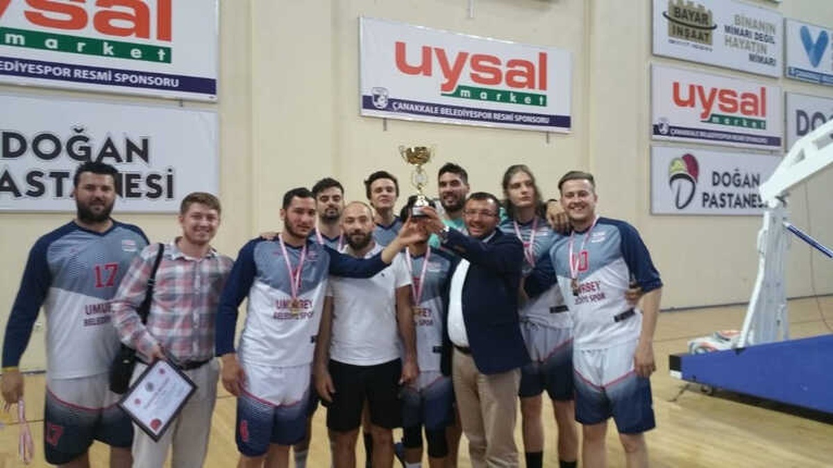 Basketbolun En\'leri Ödüllerine Umurbey Belediyespor Damgası