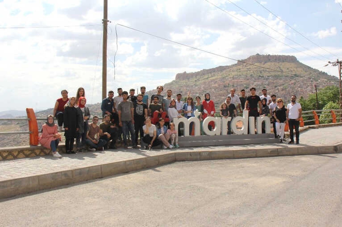 Büyükşehir\'den Öğrencilere Mardin Turu