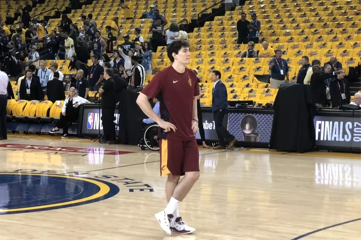 Cedi\'li Cleveland Seride 2-0 Geriye Düştü