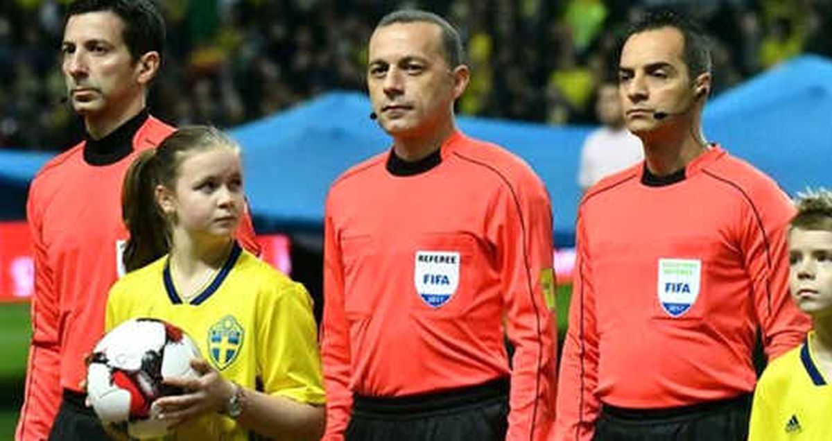 Dünya Kupasında Görev Yapacak Cüneyt Çakır, Rusya\'ya Gitti