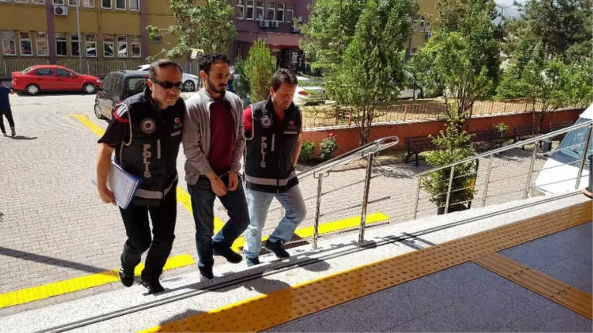 Karabük\'te Fetö Operasyonunda 1 Kişi Adliyeye Sevk Edildi