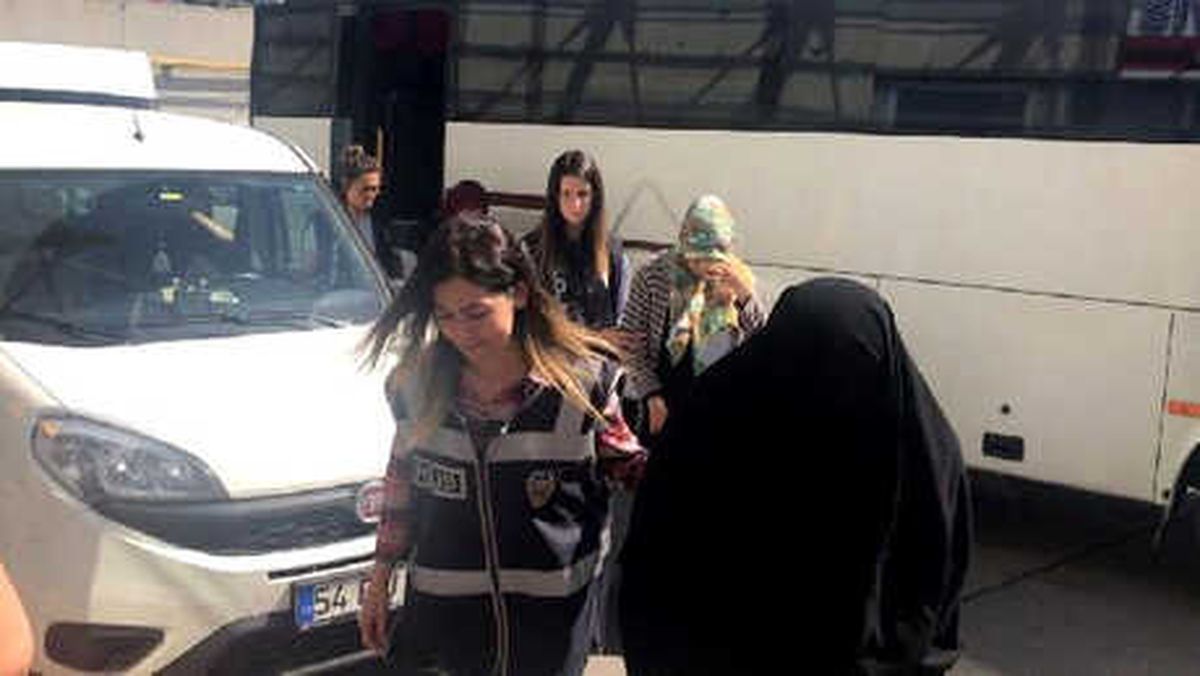 Sakarya\'daki Deaş Operasyonunda 19 Kişi Adliyede