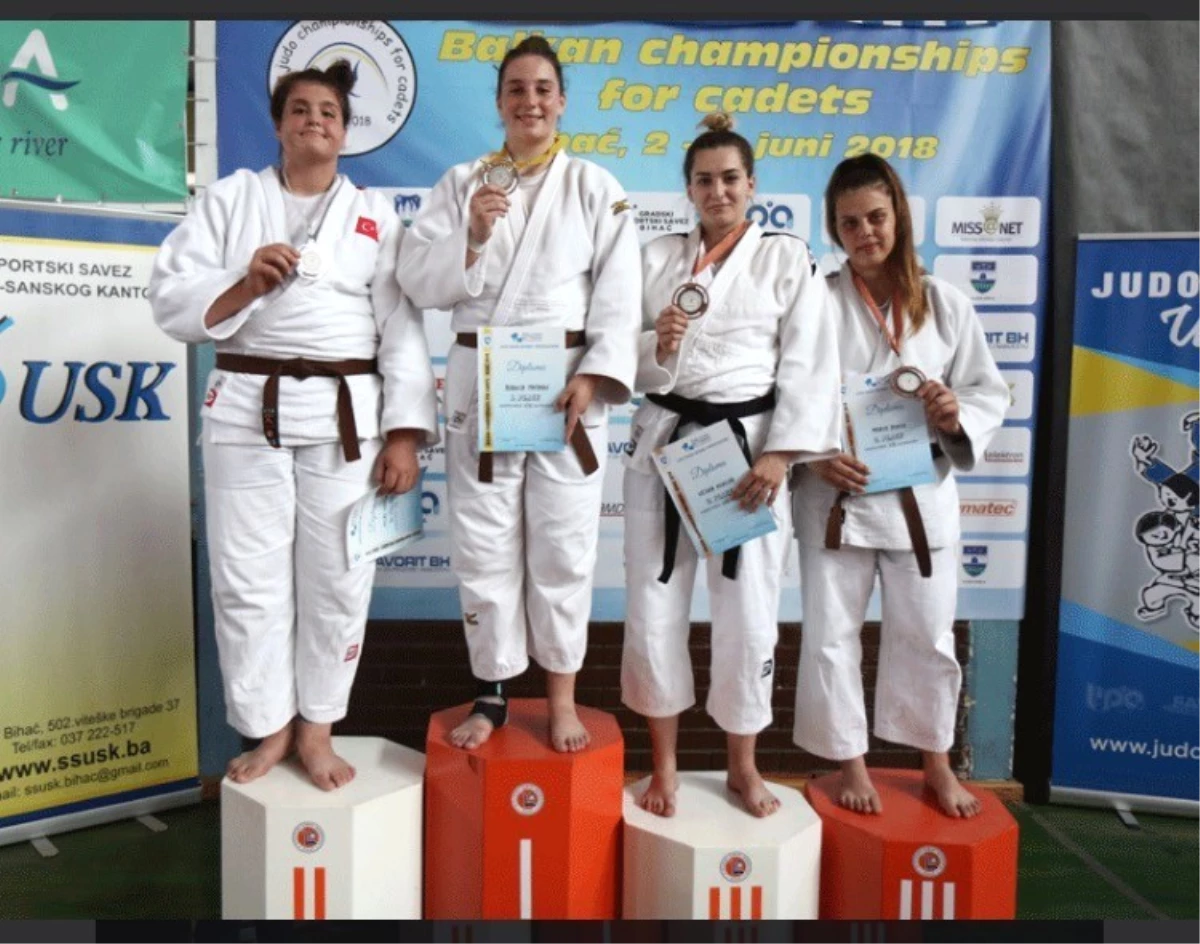 Salihlili Judocular Türkiye\'ye Madalya Kazandırdı