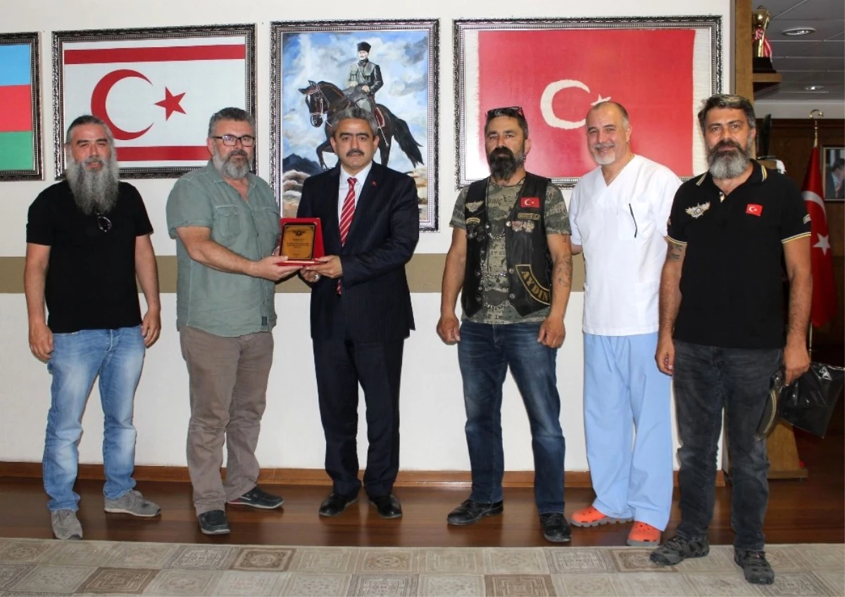 Türk Riders Chopper Clup Üyeleri Başkan Alıcık\'ı Ziyaret Etti