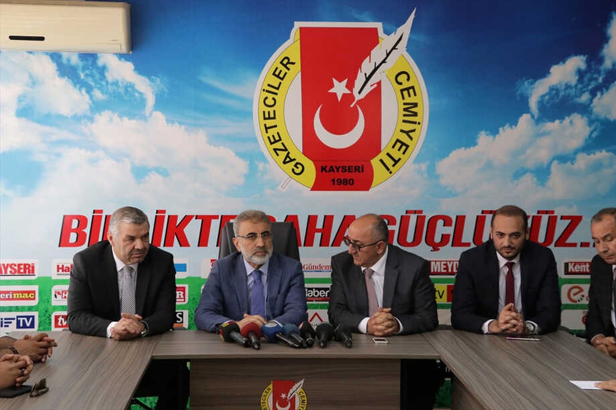Yıldız\'dan Gazeteciler Cemiyetine Ziyaret