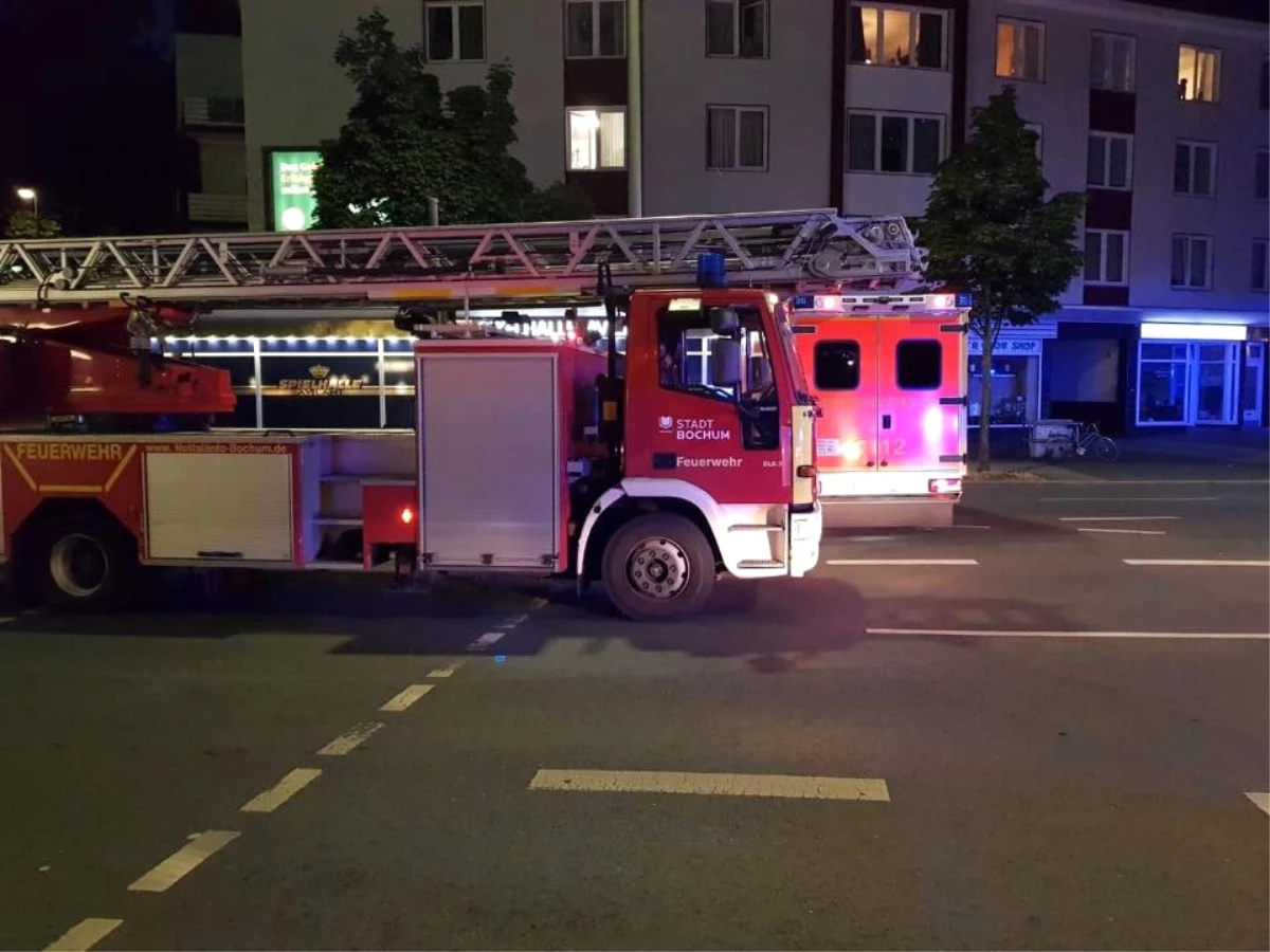 Almanya\'da Bir Türk Vatandaşa Ait Binada Yangın