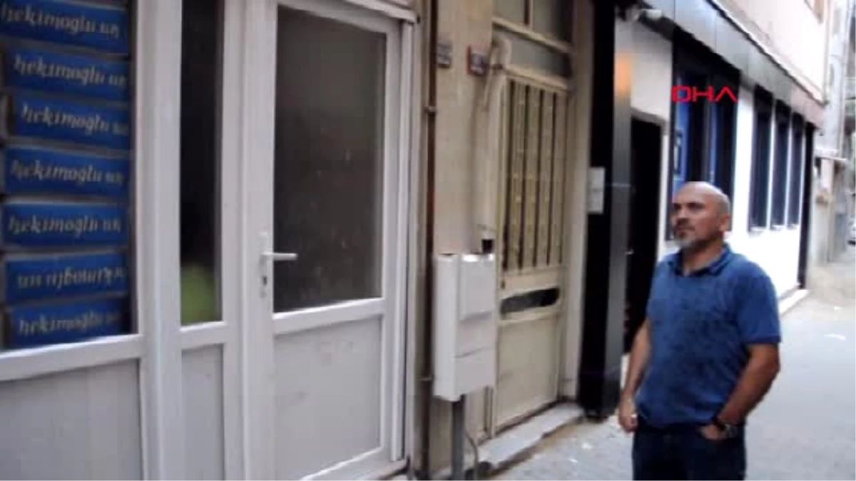 Bursa Simit Fırınından Çelik Kasayı Çalan Hırsızlar Kameraya Yakalandı