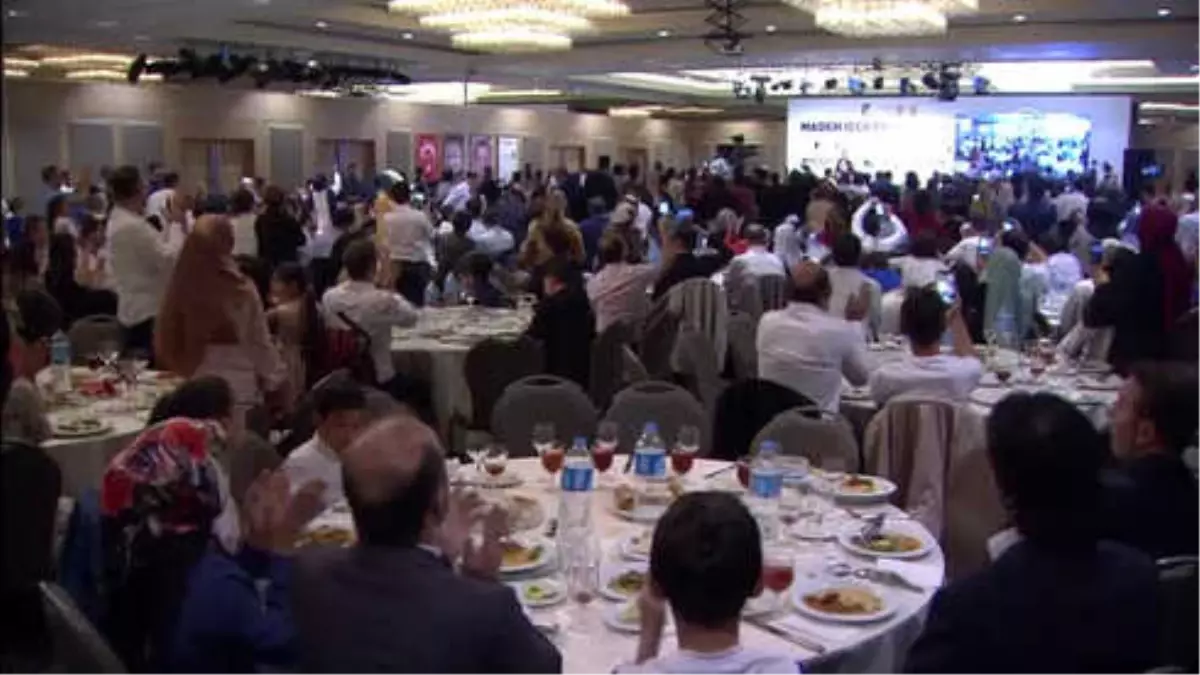 Cumhurbaşkanı Erdoğan: "Siyasete Başladığımız Günden Beri Bizim Yerimiz Milletimizin Yanı Olmuştur"