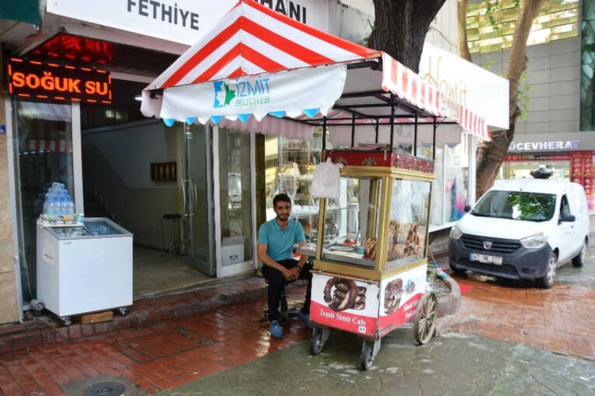 İzmit\'te Milyonluk Simit Yerleri İhalesi