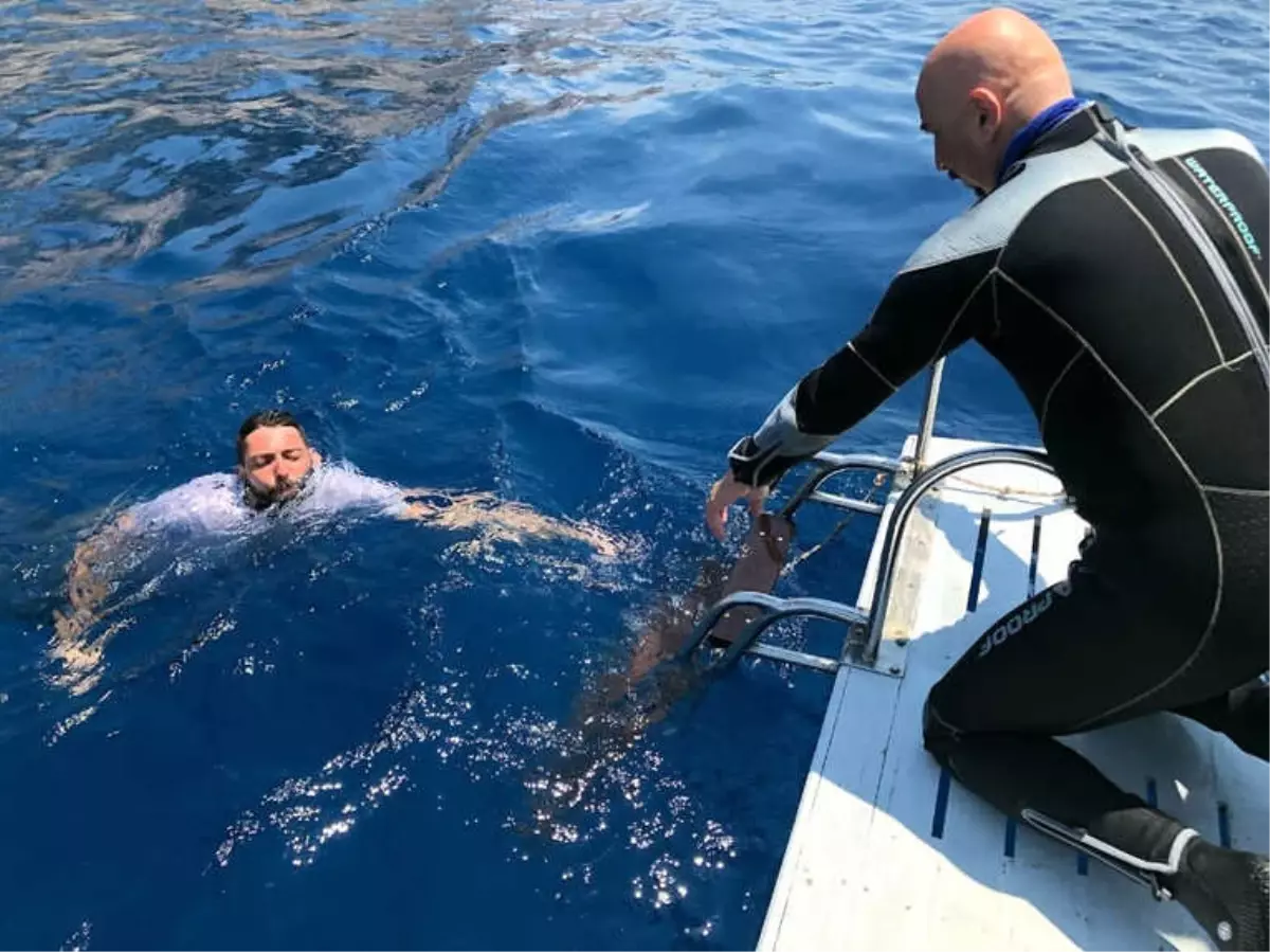 Suriyeli Mülteci, Denizden 13 Saat Sonra Kurtarıldı