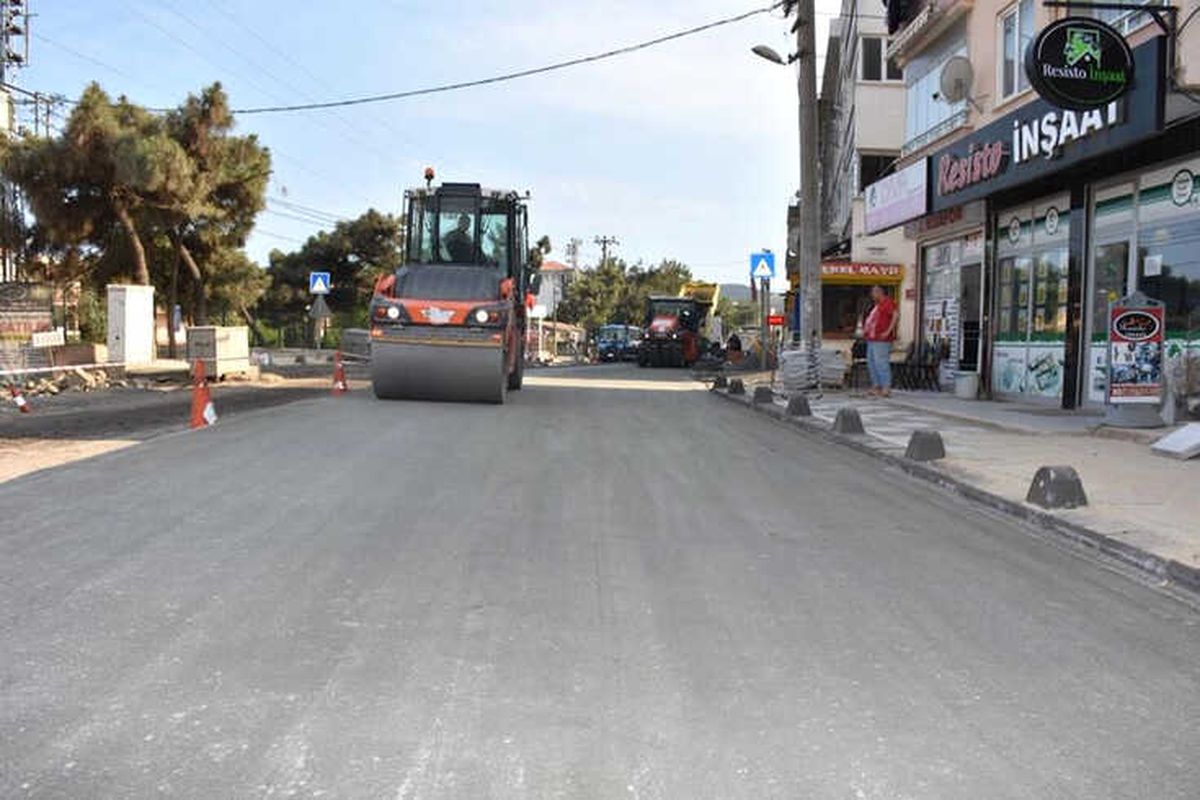 Tekirdağ\'da Üstyapı Çalışmaları Tüm Hızıyla Devam Ediyor