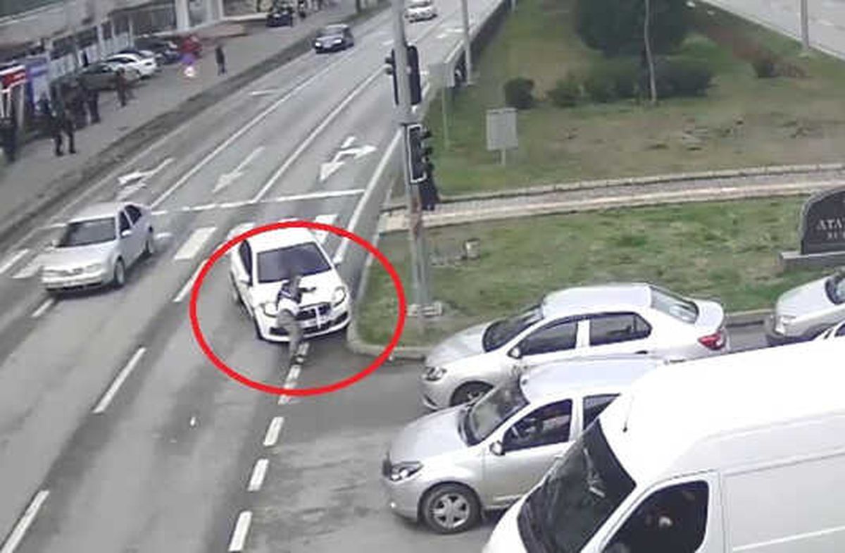 Trafik Kurallarına Uysalardı, Bu Kazalar Olmayabilirdi\'