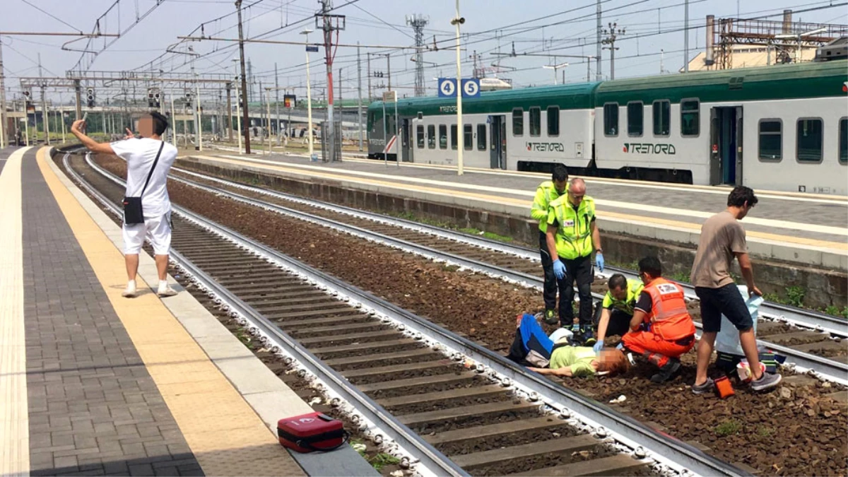 Tren Kazasında Selfie Çeken Adam İtalya\'da Öfke Yarattı