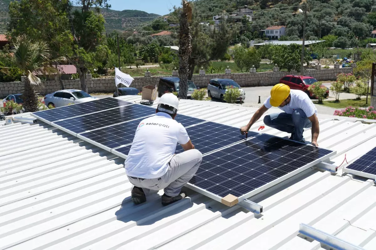 Urlalı Kadın Girişimciye Solarçatı\'dan Destek