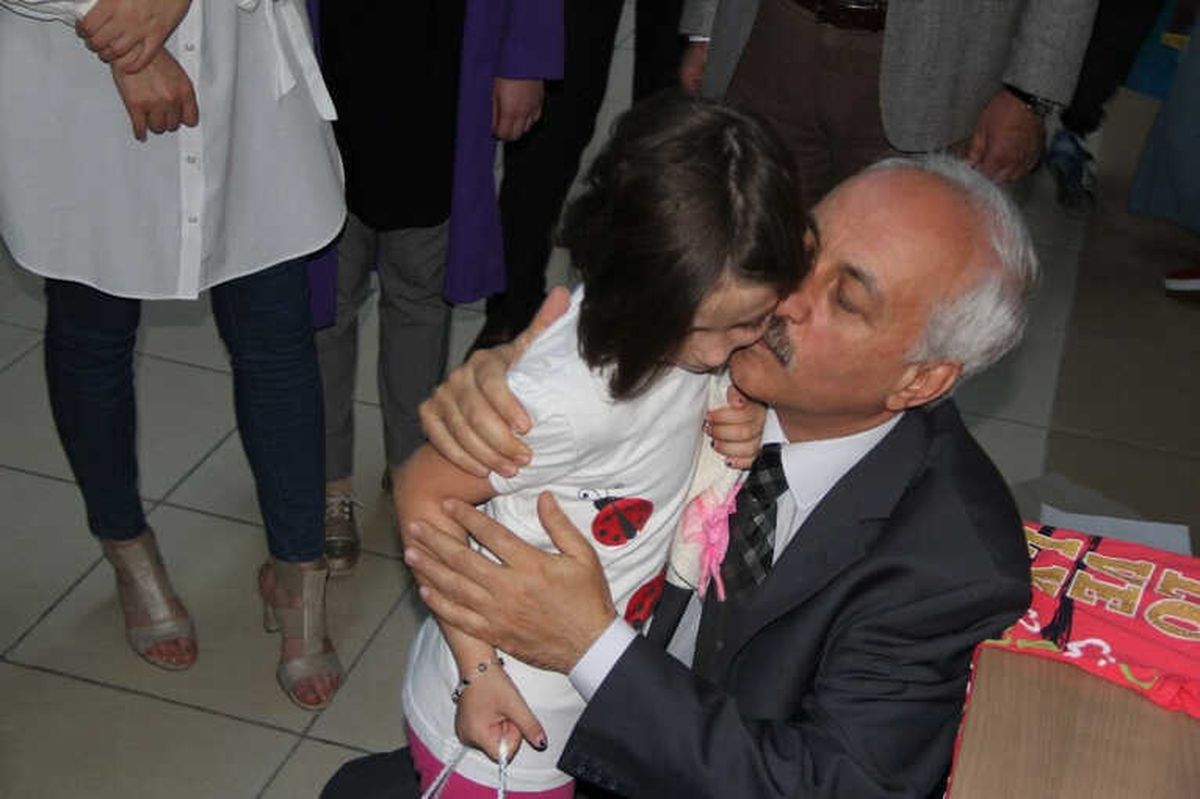 3 Bin Çocuğa Bayram Hediyesi