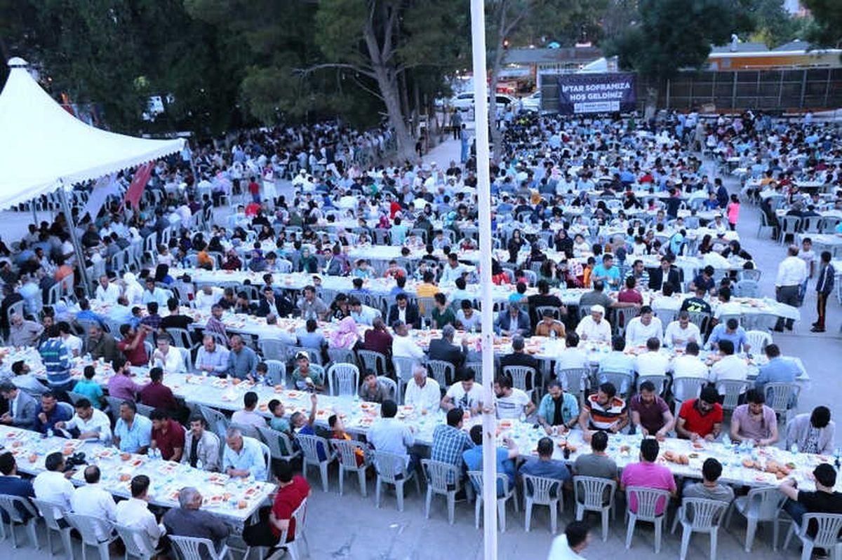 Akçakaleliler Kardeşlik Sofrasında Buluştu