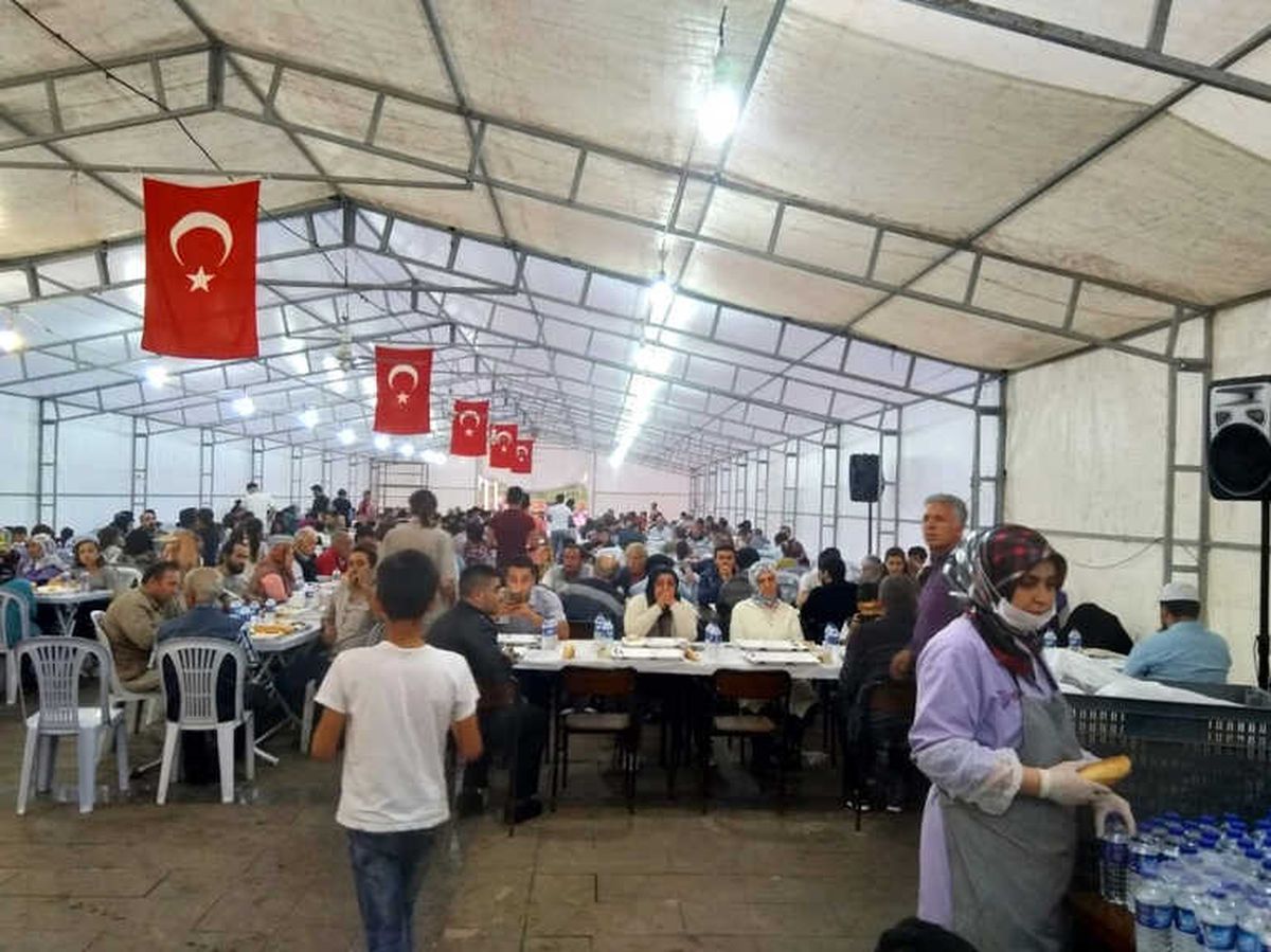 Almanya\'daki Gurbetçilere Oruç Açtırdılar