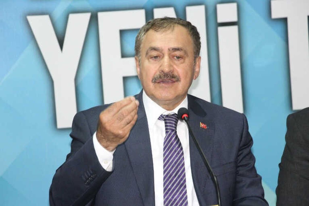 Bakan Eroğlu: "Good Morning Sayın İnce"