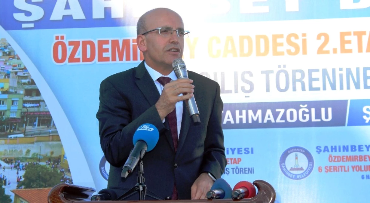 Başbakan Yardımcısı Mehmet Şimşek: "Muhalefet Piyasadaki Dalgalanmadan Nemalanmaya Çalışıyor"