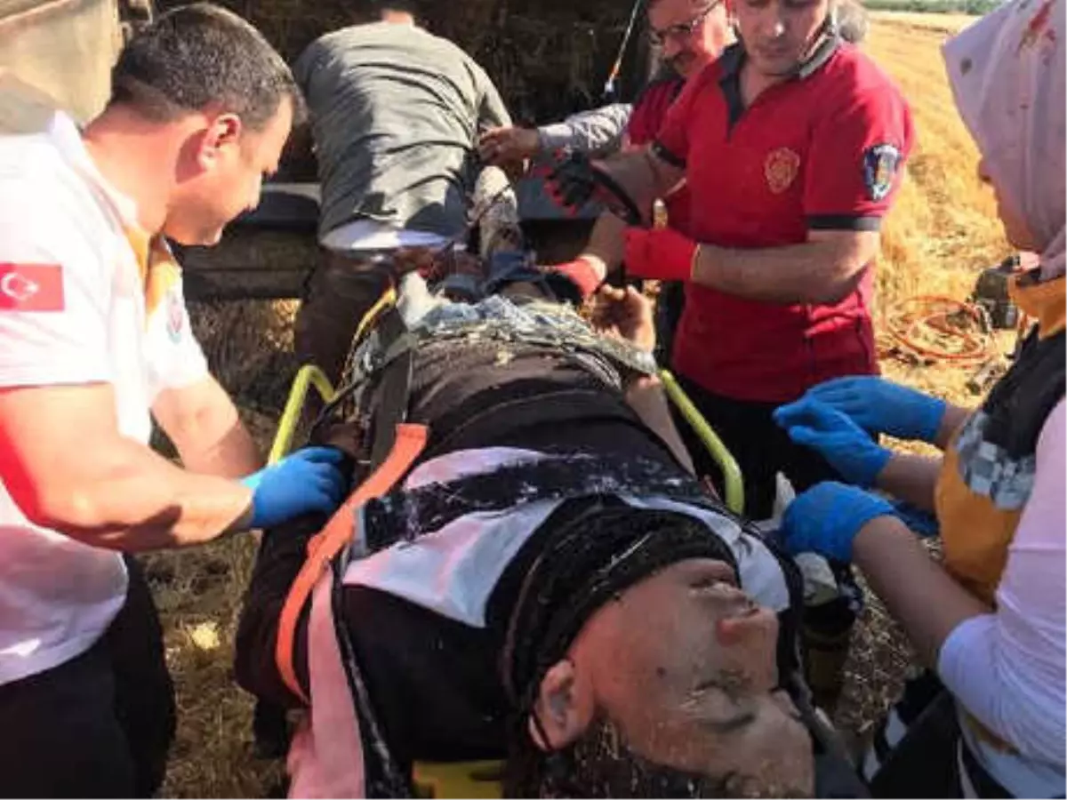 Biçerdöverin İçerisine Düşen Suriyeli İşçi Yaralandı