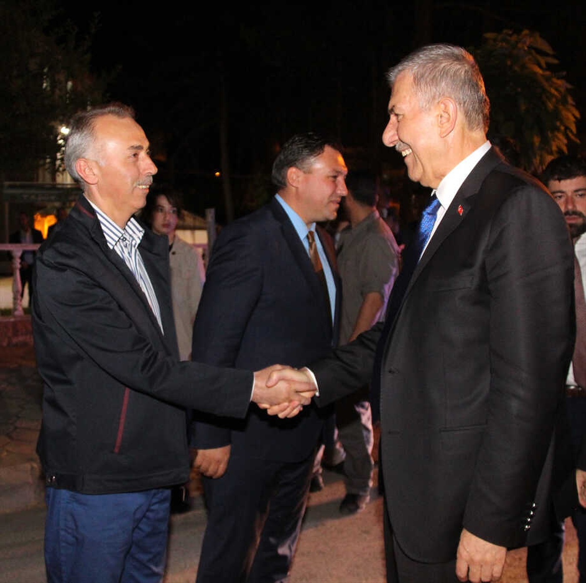 Cumhurbaşkanı ile Meclis Aynı Zihinde Olursa İşimiz Kolaylaşır"