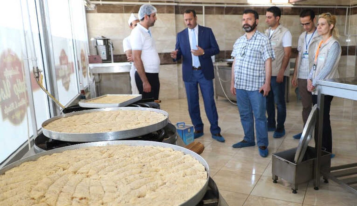 Elazığ\'da Tatlıcılara Hijyen Denetimi