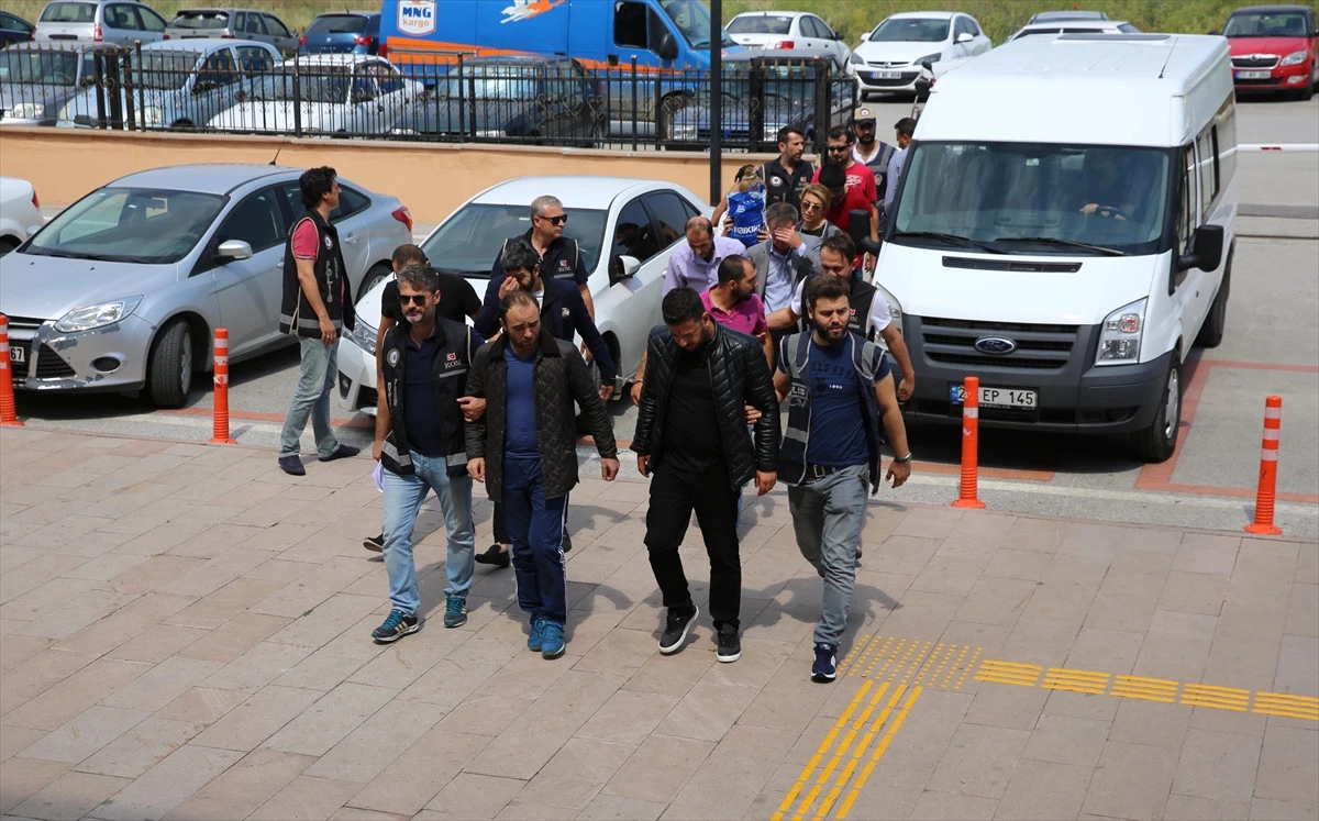 Güncelleme - Fetö Şüphelilerinin Yunanistan\'a Kaçarken Yakalanması
