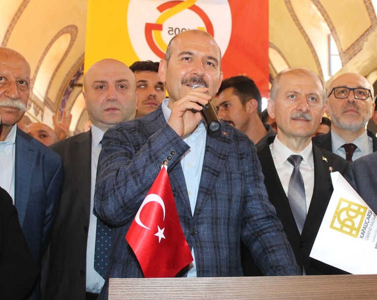 İçişleri Bakanı Süleyman Soylu\'dan Kapalı Çarşı Ziyareti