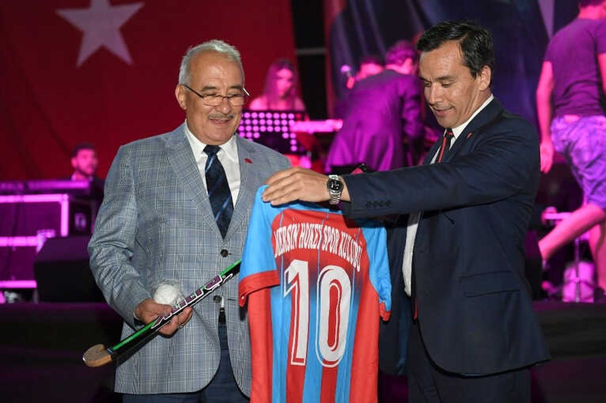 Mersin\'de Spor Camiası İftarda Buluştu