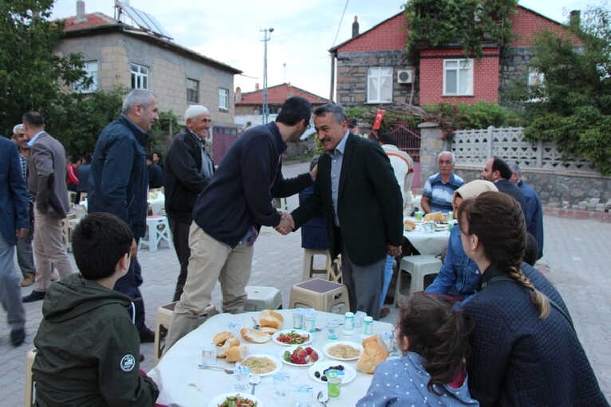 Seydişehir Belediyesinin İftar Sofrası Kuran Mahallesine Kuruldu