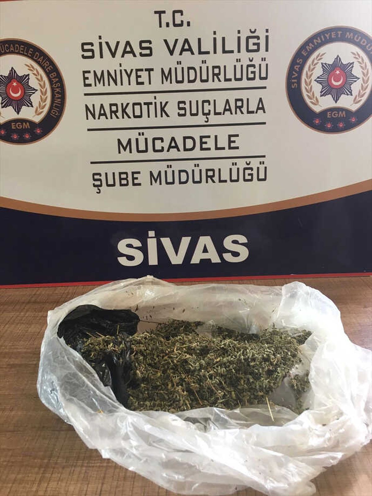 Sivas\'ta Uyuşturucu Operasyonu