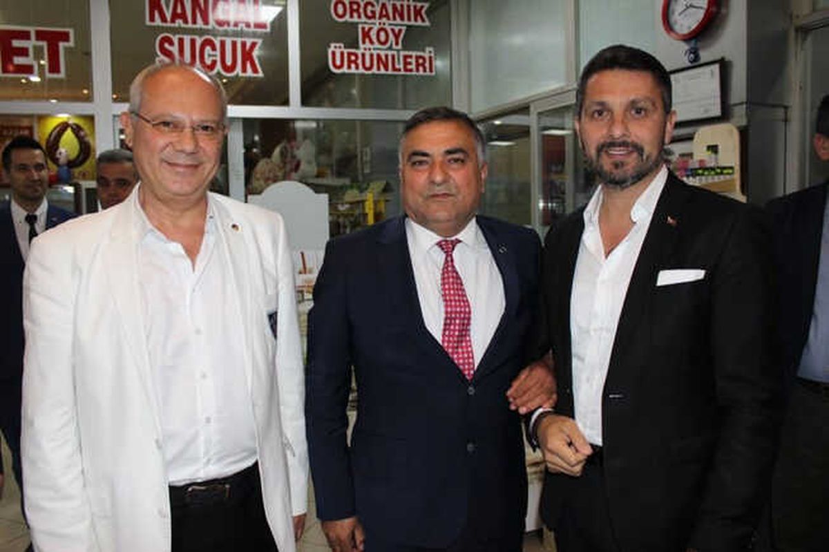 Sivrihisar\'da Borsa Üyesi Esnaflar İftarda Buluştu