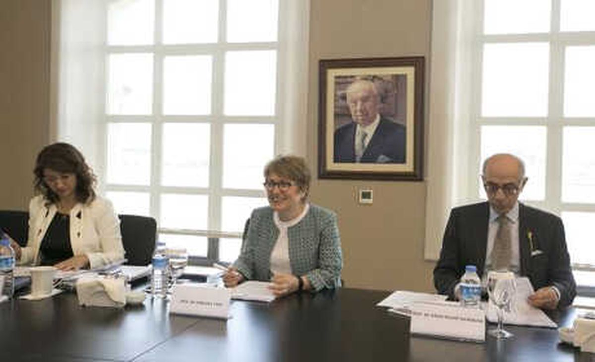 Suriye En Önemli Sorun, ABD Temel Tehdit; AB Üyeliğine İse Destek Artıyor