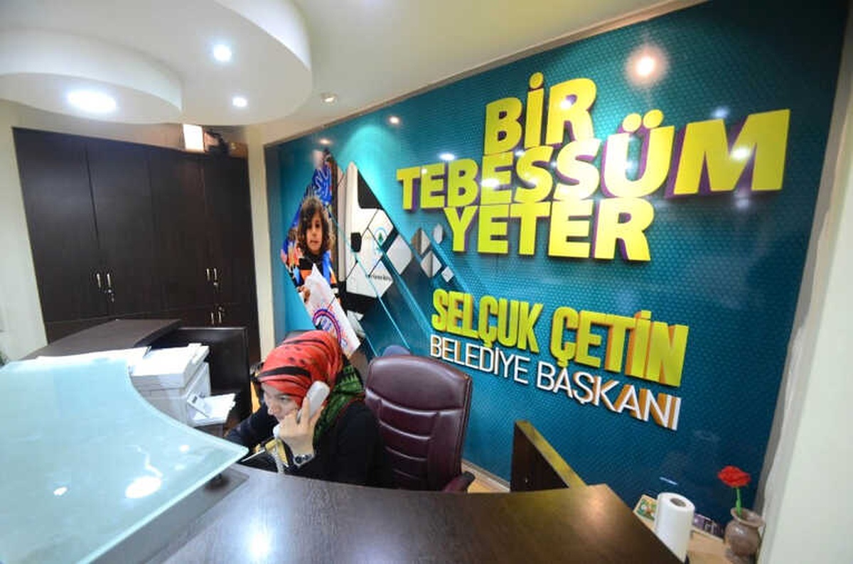Tebessüm Çarşısı\'ndan Bayramlık Kıyafet Hediyesi