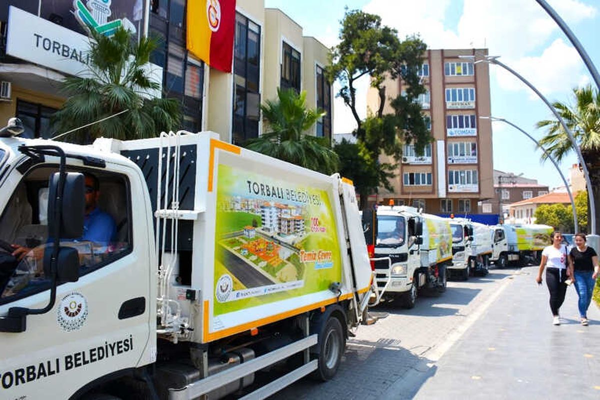 Torbalı Belediyesine 48 Yeni Araç