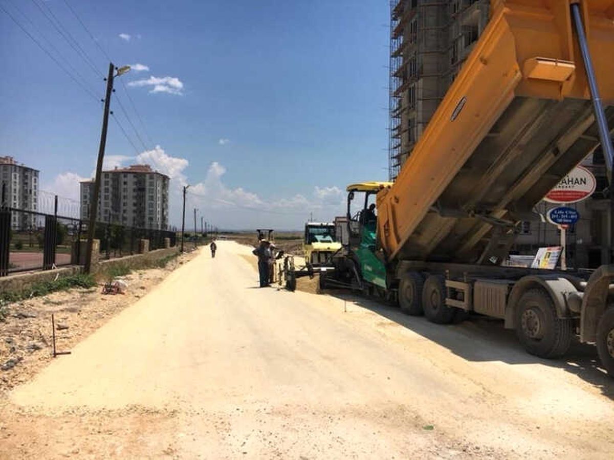 Altınşehir Mahallesinde Asfalt Çalışması Yapıldı