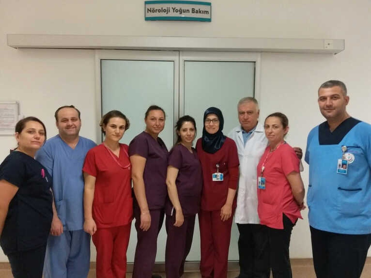 Bağışlanan Böbrekleri 2 Hastaya Nakledildi