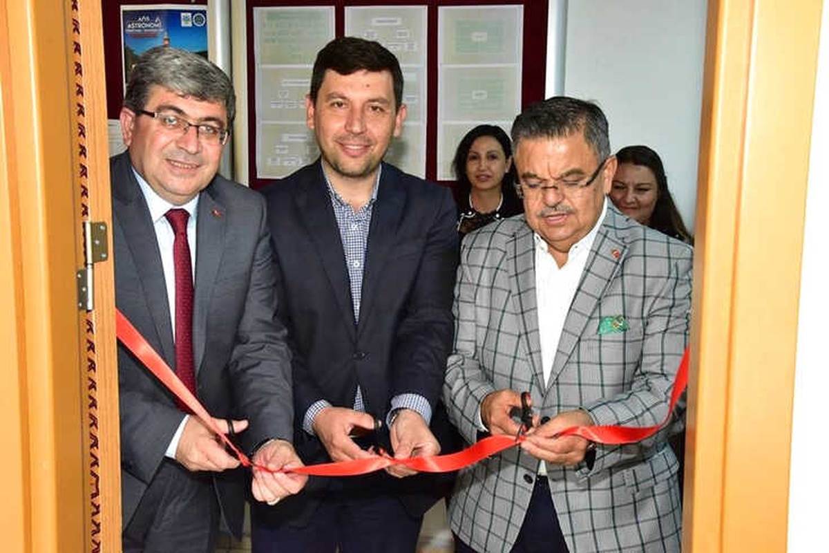 Başkan Can, Yenilenen Öğretmenler Odasının Açılışına Katıldı