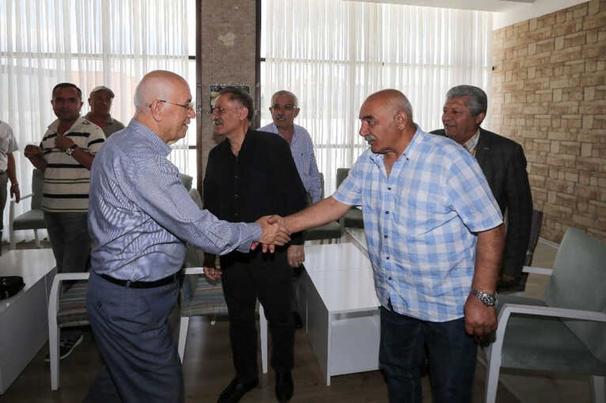 Başkan Yaşar İkinci Bahar Müdavimlerini Ziyaret Etti
