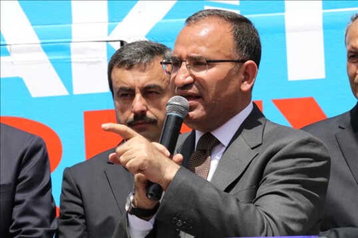 Bozdağ: Parlamenter Sistem Artık Tarihe Karıştı