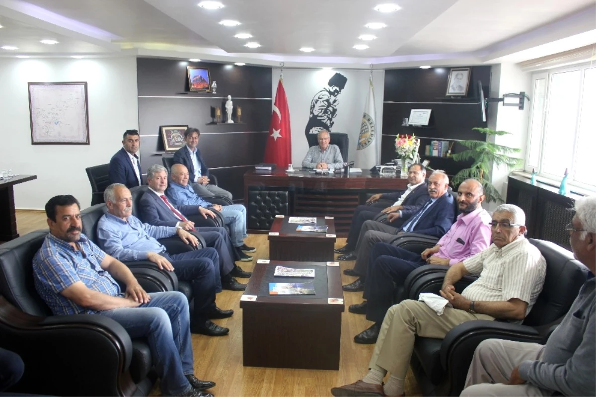 CHP Milletvekili Adayları Başkan Acar\'ı Ziyaret Etti