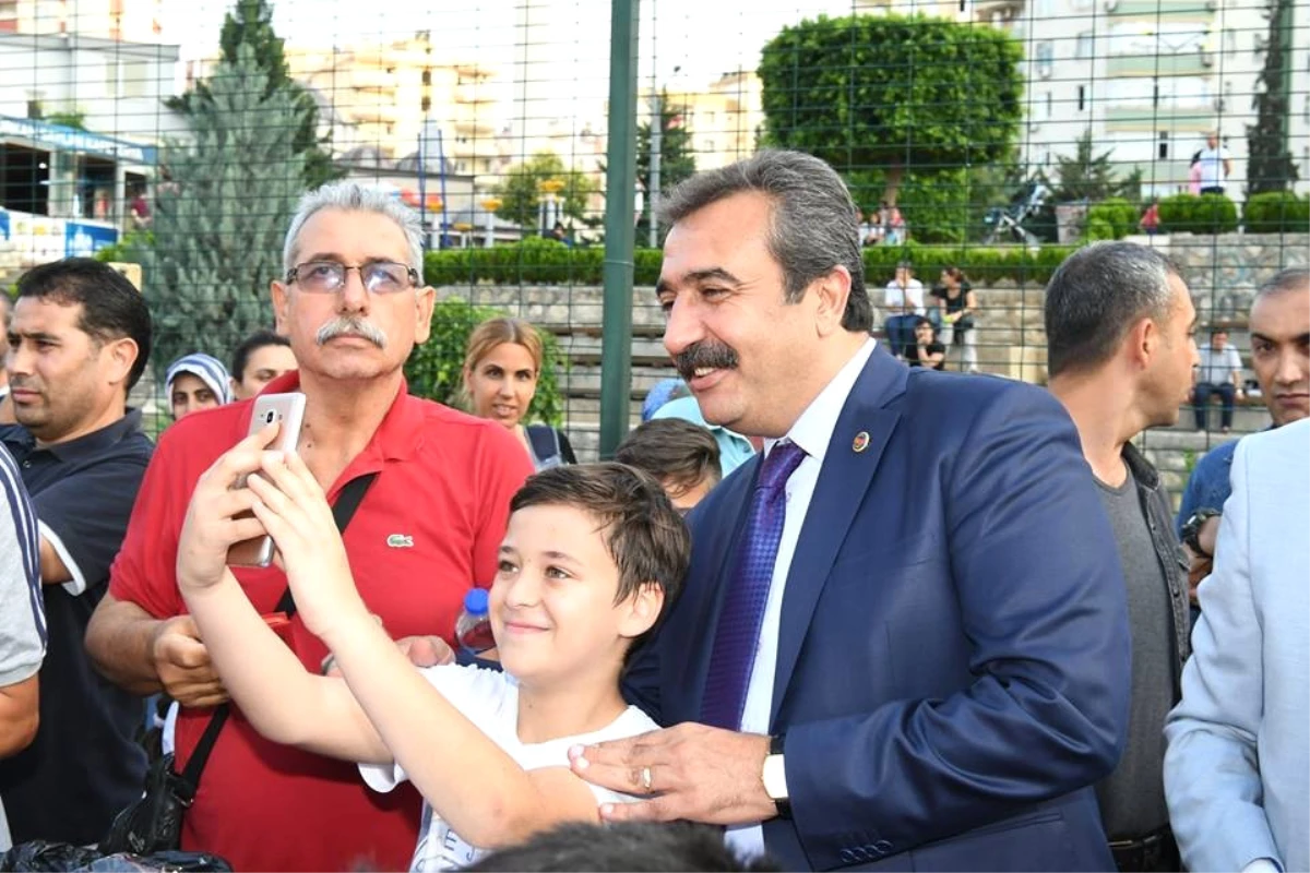 Çukurova\'da Futbol Yaz Okulu Açıldı