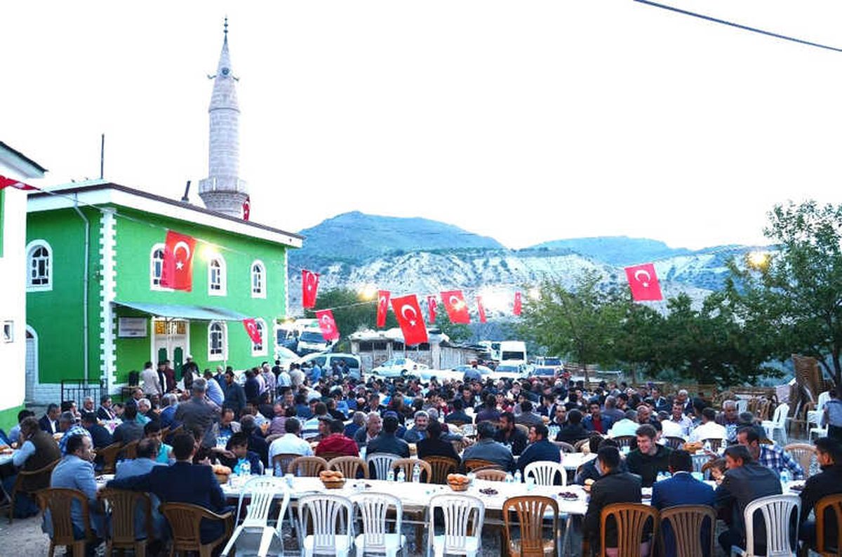 Darende\'de Birlik İftarı