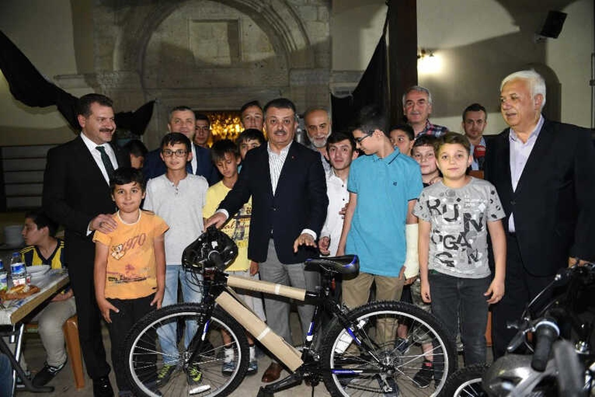 En Güzel Kuran-ı Kerim Okuyan Öğrenciler Ödüllendirildi