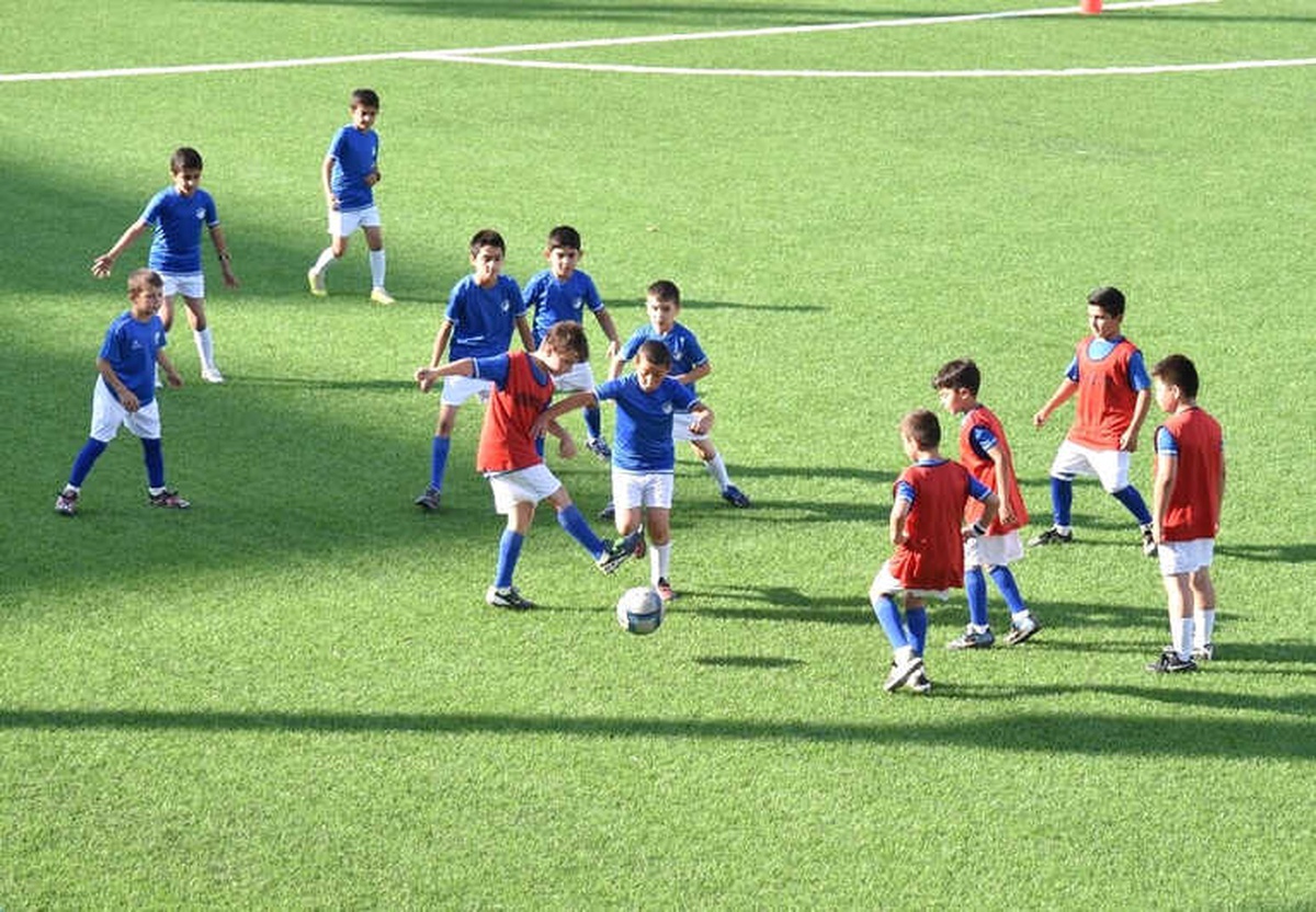 Haydi Çocuklar Futbol Okuluna