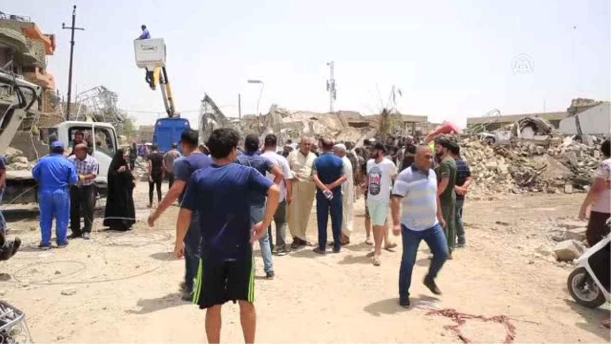 Irak\'taki Bombalı Saldırı - Enkaz Kaldırma Çalışmaları