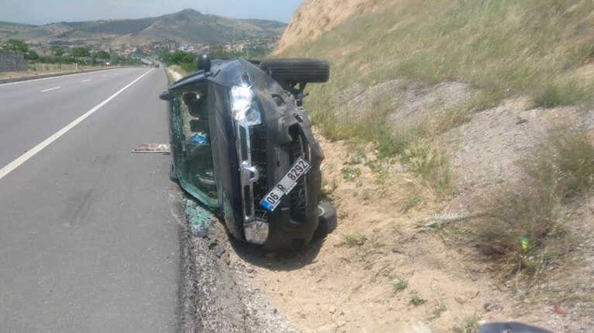 Kırıkkale\'de Trafik Kazası: 3 Yaralı